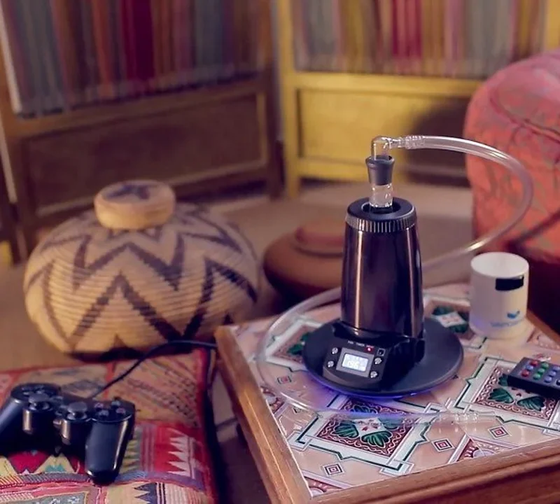 Vaporizer bei einer Chill-Out-Session
